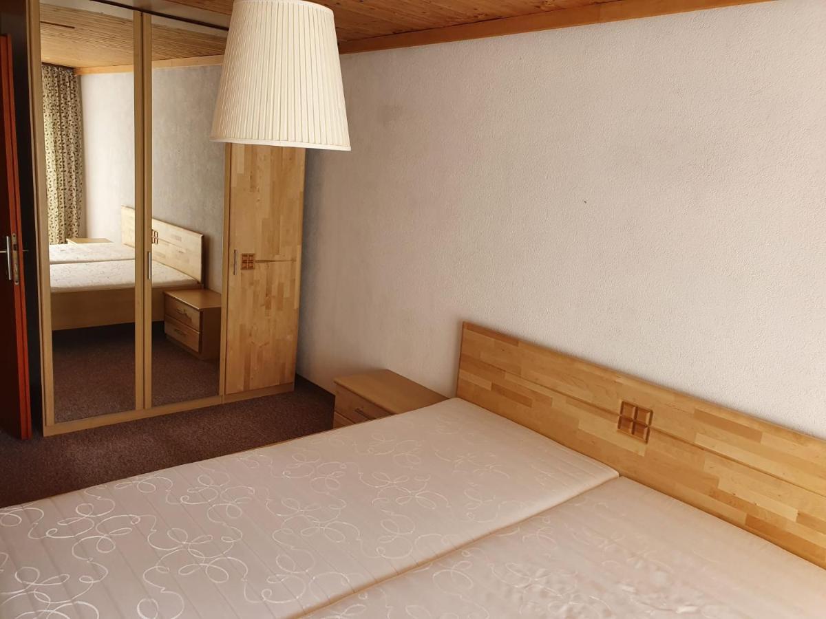 Appartement Haus Starfach Döbriach Extérieur photo